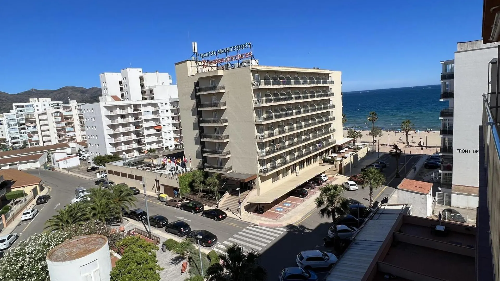 Rosas III 6 6 Apartment